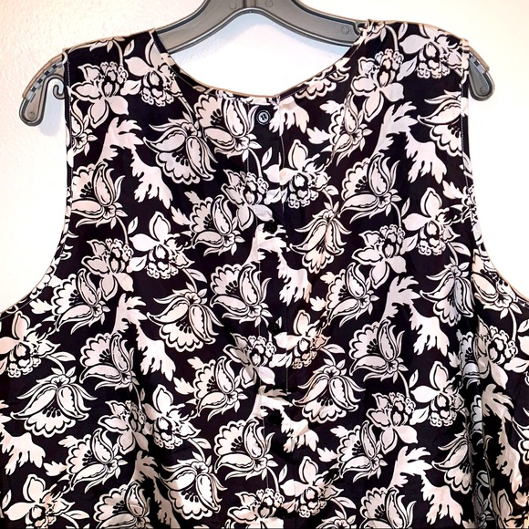 Talbots 22WP Floral Print Sleeveless Blouse - Picture 10 of 11